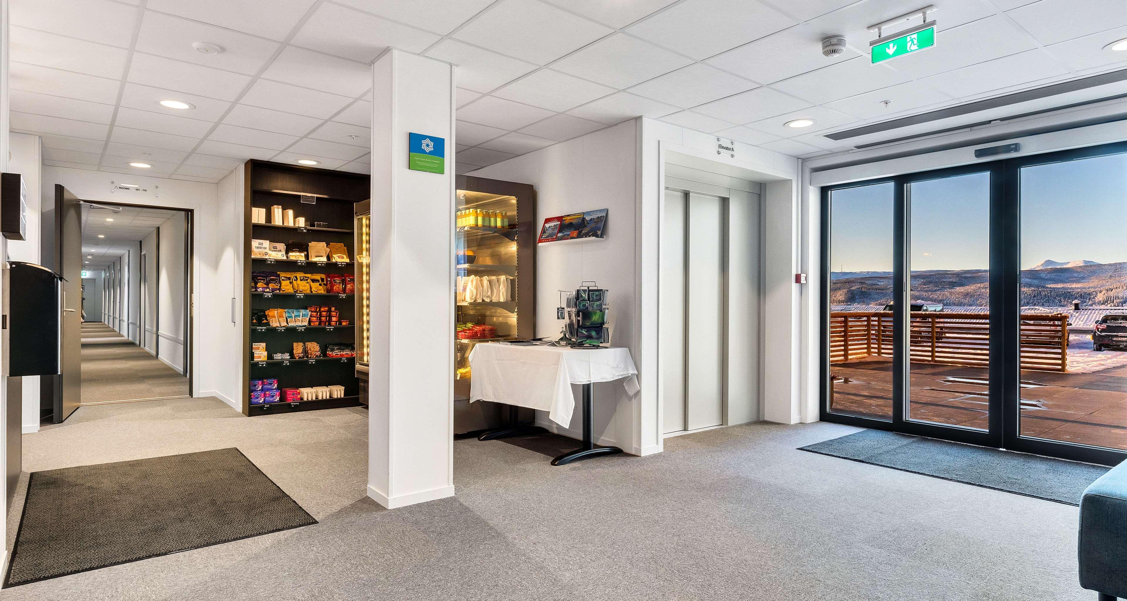 Aiden By Best Western Harstad Narvik Airport Evenesmarkja Exterior photo
